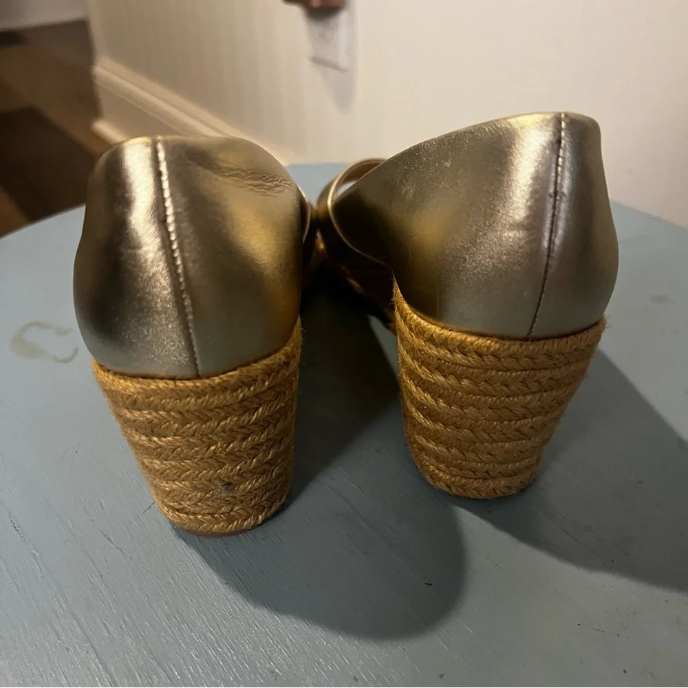 Jack Rogers Palmer Crisscross Wedge Espadrille Sandals in Metallic Gold size 7.5